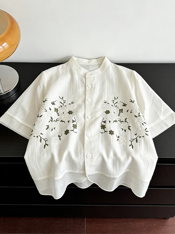 

Ladies' Large Size Short Sleeve Embroidered Floral Shirt Loose Fit Summer 2026 Style Korean Commute Breathable Casual Top