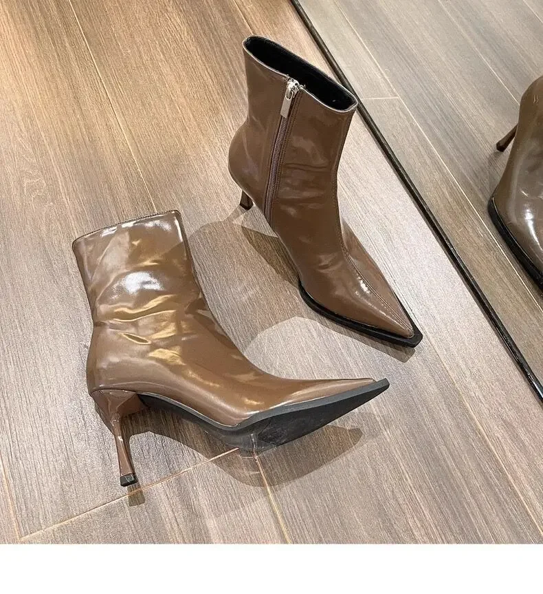Knöchelstiefel Vintage Herbst Neue Mode High Heels Damen Sexy Spitze Lackleder Schmalstiefel Damen Braun Kurze Booties – Detail 16