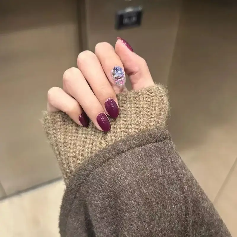 10 قطع اليدوية قصيرة البيضاوي الصحافة على الأظافر العنب الأرجواني حجر الراين تصميم الحلو كول الأظافر كاذبة يمكن ارتداؤها رسومات أظافر نصائح التوابل فتاة