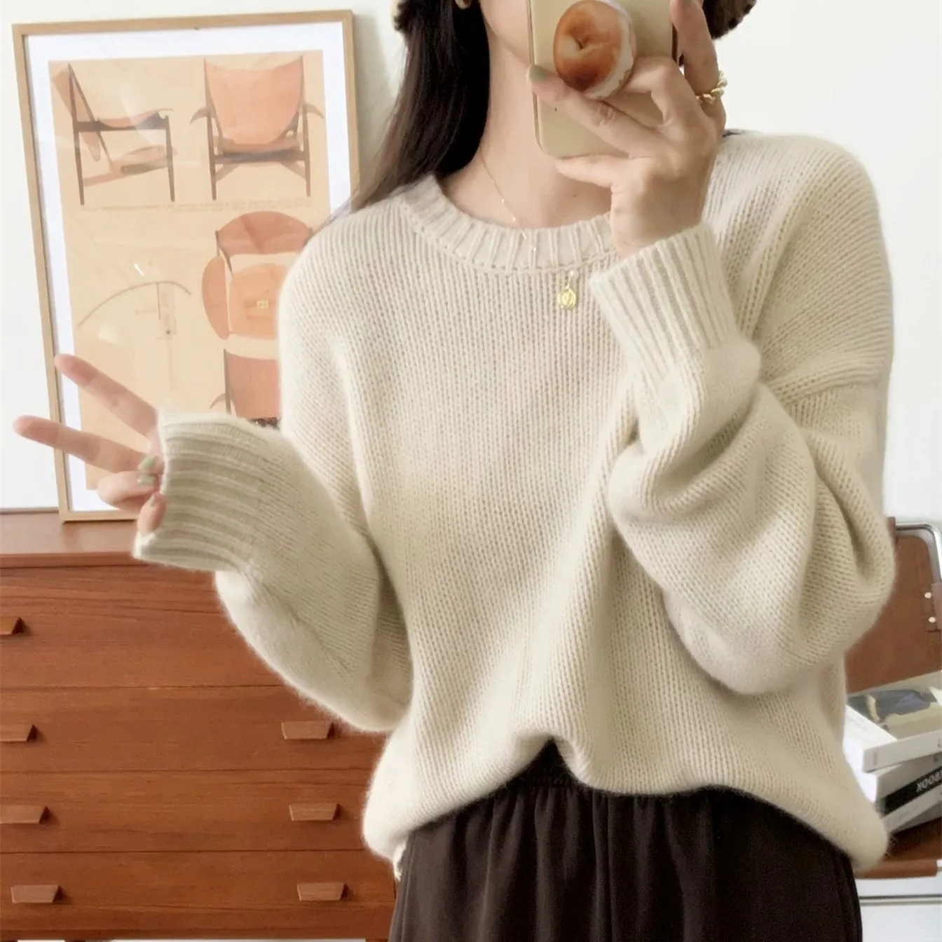 

Korean original design cashmere sweater women thick round neck loose lazy wind soft waxy feeling pure wool knitted sweater