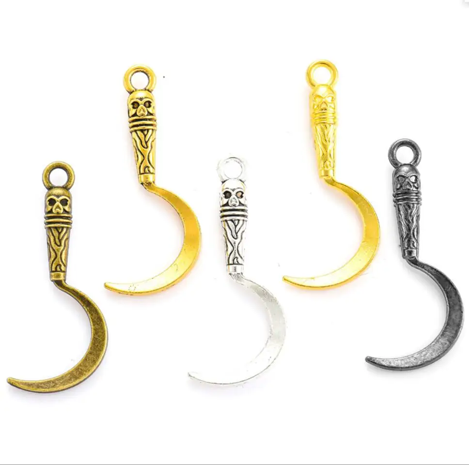 

100pcs Charm Moon hook pendant for jewelry Making findings DIY handmade Necklace bracelet accessories Ornaments 13*37mm F0123