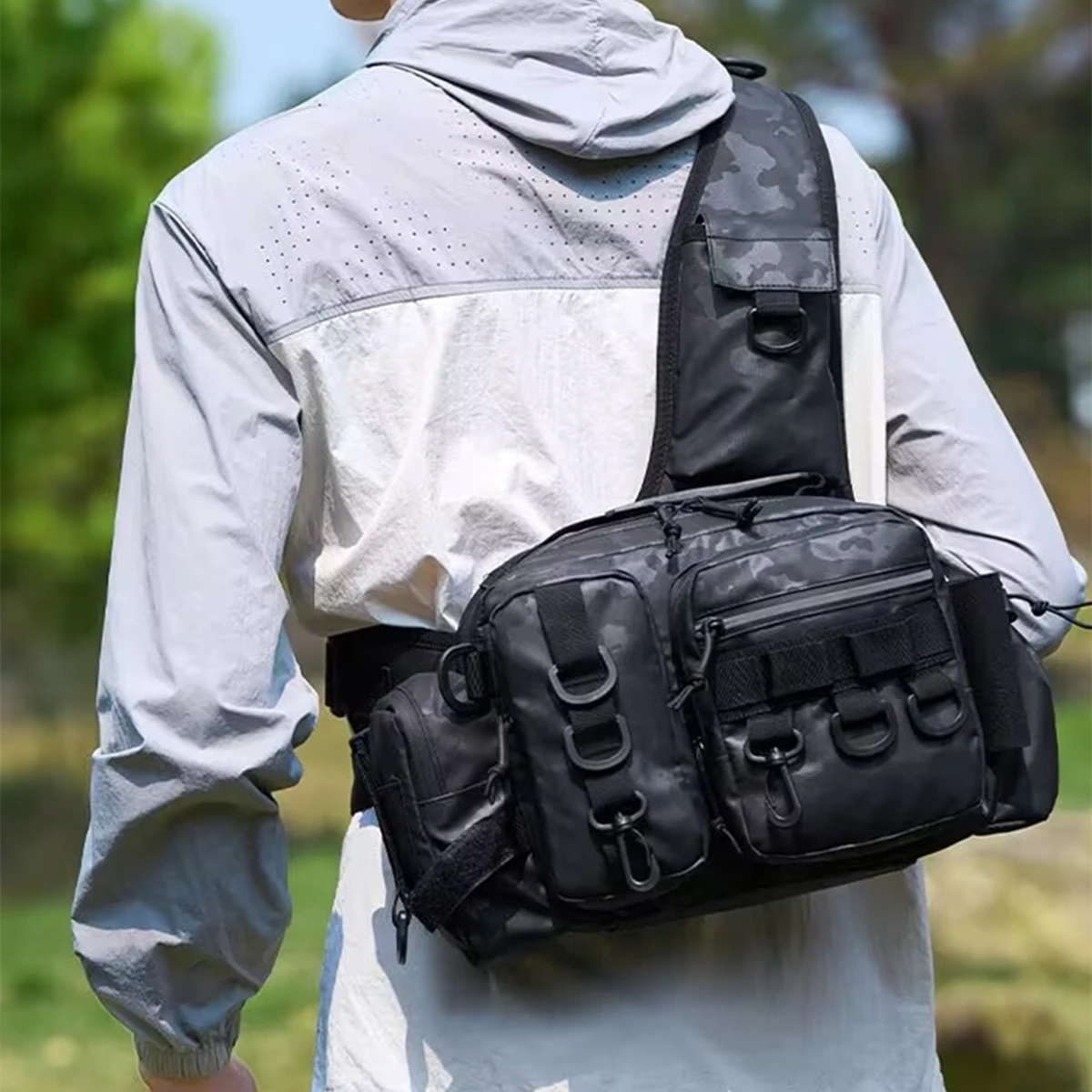 

New Camouflage Fishing Equipment Bait Box Gear Storage Bag Waist Bag Fly Fishing with Rod Holder Drain Water and Wear Resistant