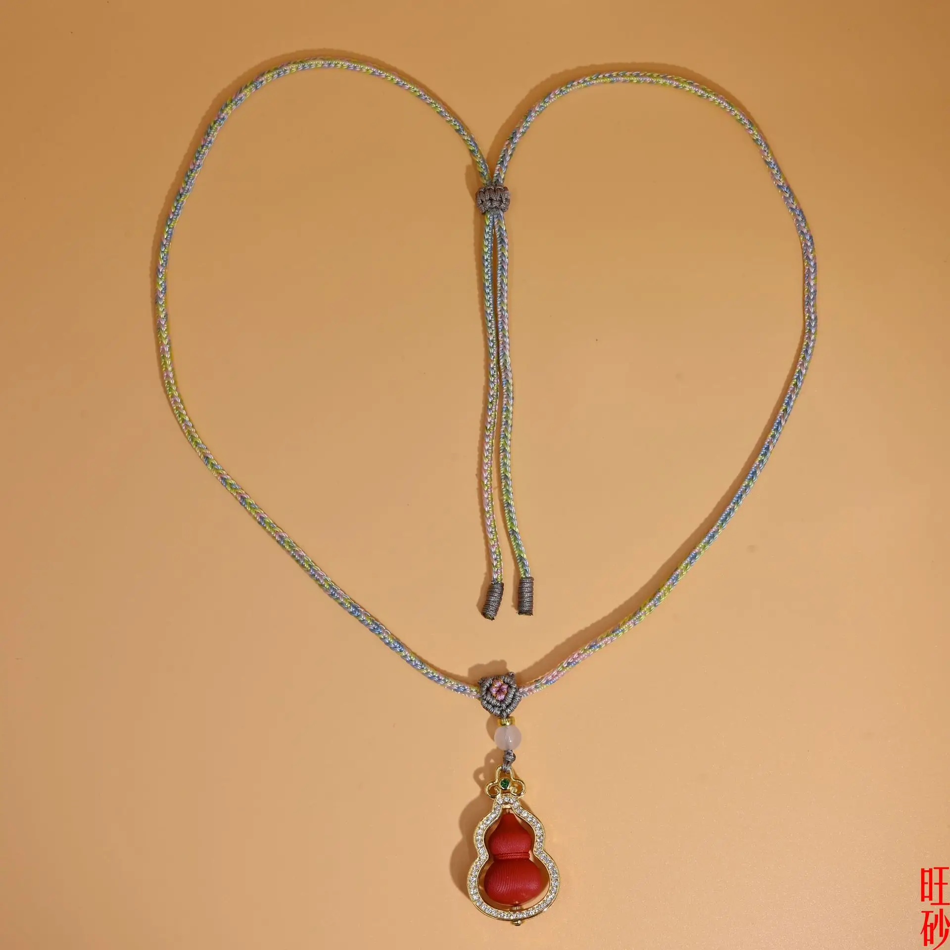 Chinese Style Lucky Cinnabar Gourd Pendant Necklace Fortune Blessing Braided Rope Necklace For Women Men Zodiac Year Sweater Cha