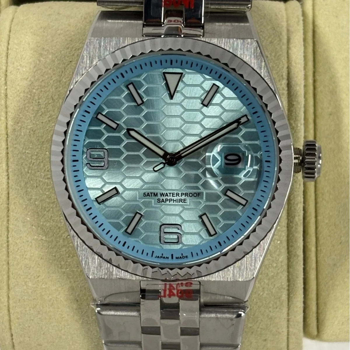 2026 MIYOTA 3215 movement sapphire crystal quartz men's watch, date and luminous display, stainless steel 50ATM