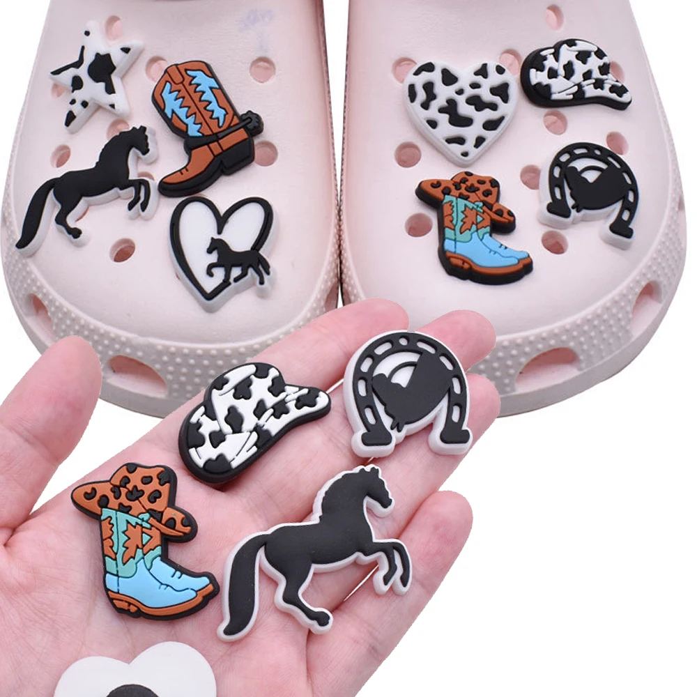 Commercio all'ingrosso 1 pz accessori per scarpe in PVC per Crocs Charms Cowboy Badge donna zoccoli fibbia bambini spille decorazione Jeans braccialetti