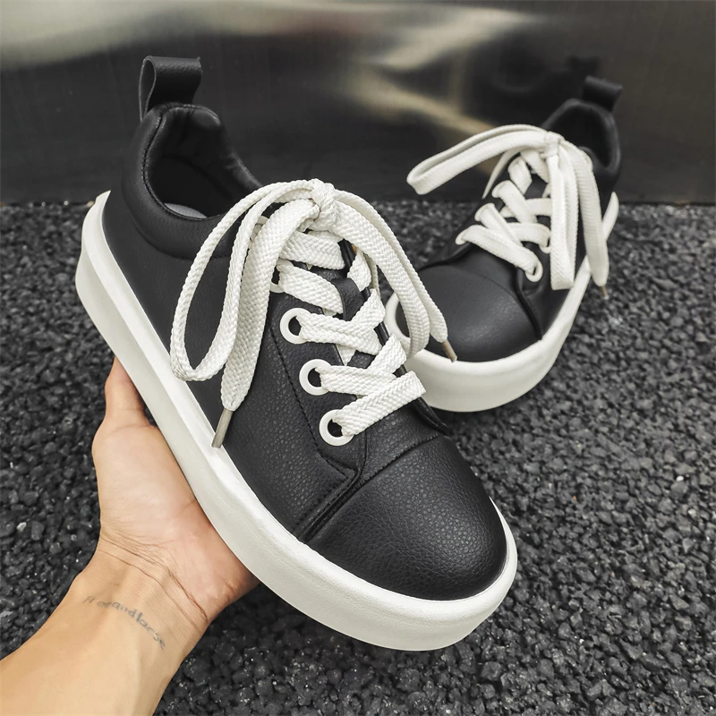 

Fashion leather Casual Men for Shoes Black Low Top Quality Design Boots Vulcanized Shoes Outdoor Sneaker