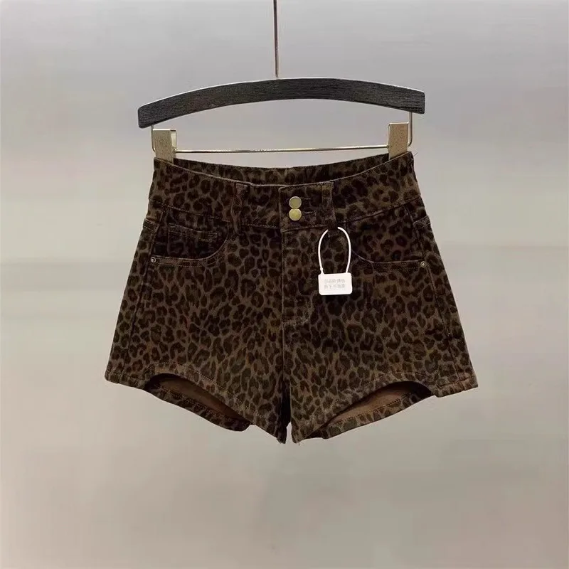 

New leopard print high-waisted denim shorts women's summer fashion thin Spice girl style elastic three-point pants