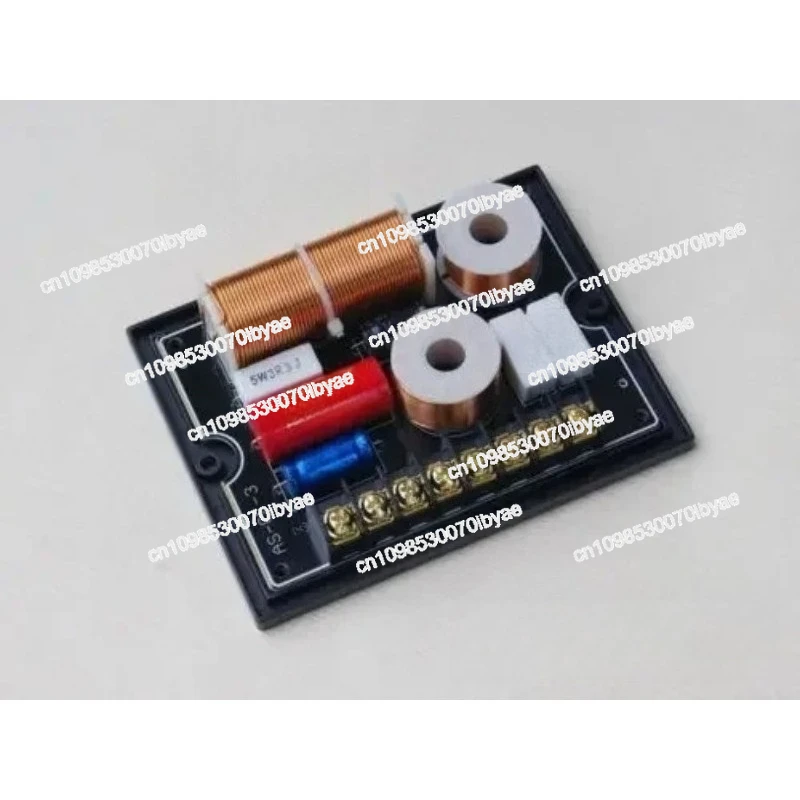 

Для HiFi 3-полосного динамика, делитель частоты, мощный кроссовер 4 ~ 8 Ом, 200 Вт