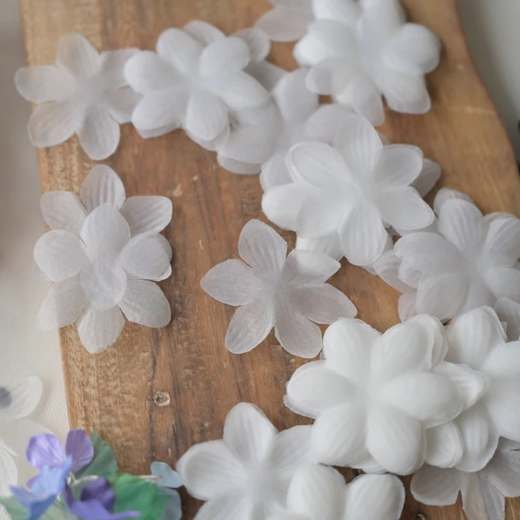 100PCS/Pack .5CM Organza Petals DIY 3D Flower. Handmade Decorative Flower Pieces Wedding Dress Veil Accessories RS24500