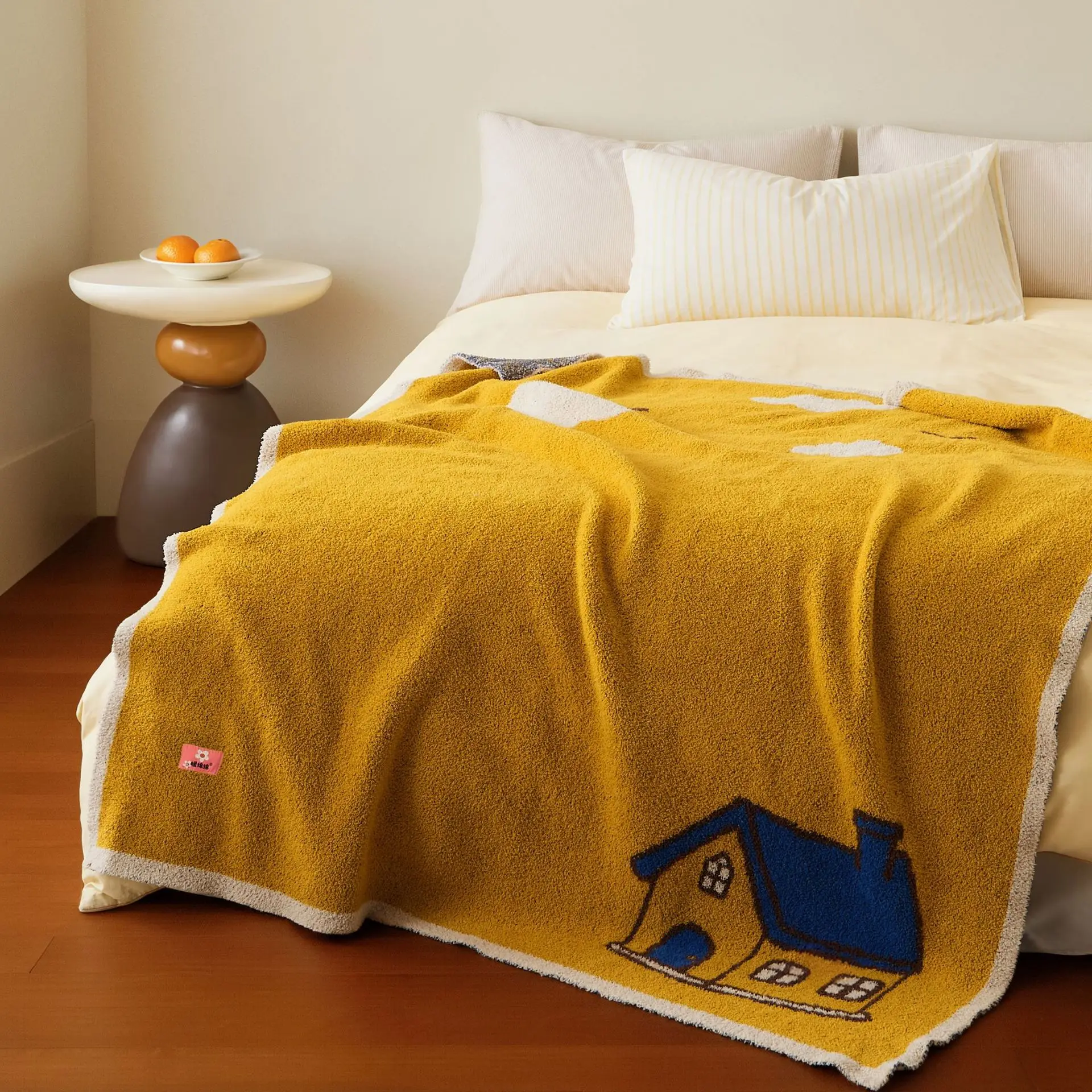 Fairy Tale House Half Loop Fleece Throw Blanket, Class A Infant Grade, Sofa Cover Blanket, Skin-friendly Nap Blanket