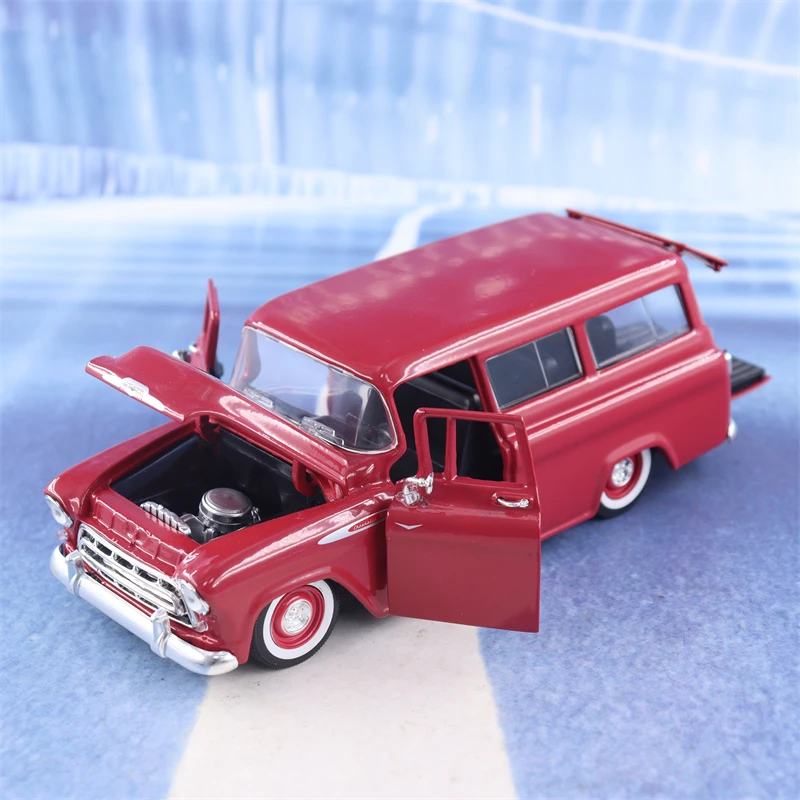 1:24 1957 Chevrolet Suburban High Simulation Diecast Car Metal CHEVY Alloy Model Car Gift Collection J316