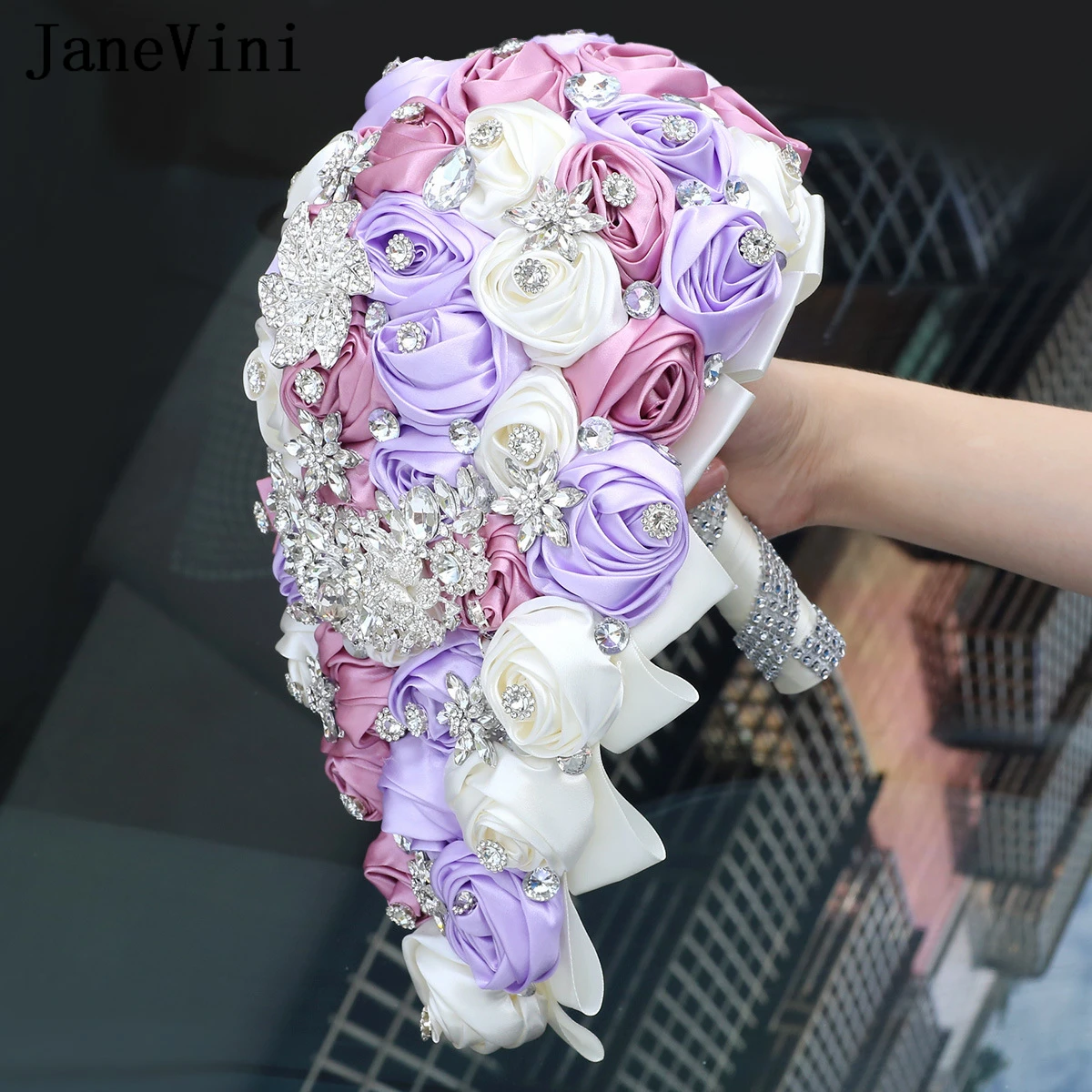 

JaneVini 2024 Luxurious Crystal Rhinestone Flower Wedding Bouquet Waterfall Light Purple Roses Bridal Bouquet Artificiel Mariage