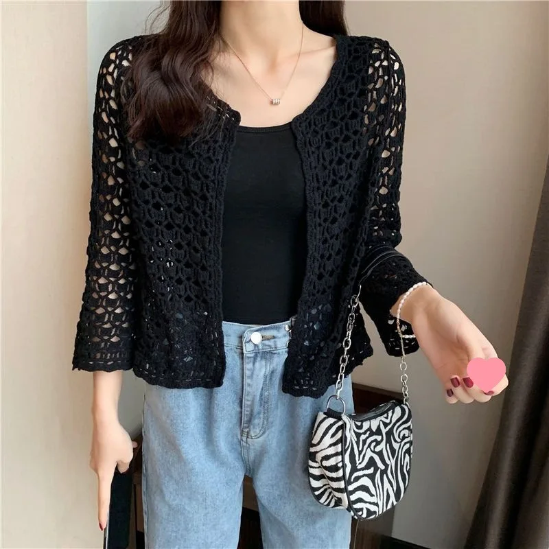 2024 New Simple Short Shawl Hollow Cardigan Literary Three-Quarter Sleeves Female Sun Protection Sweater