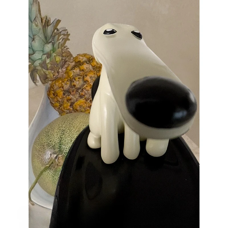 Long-nosed dog key housekeeper magnetic suction creative gift cute storage porch desktop tray ornament