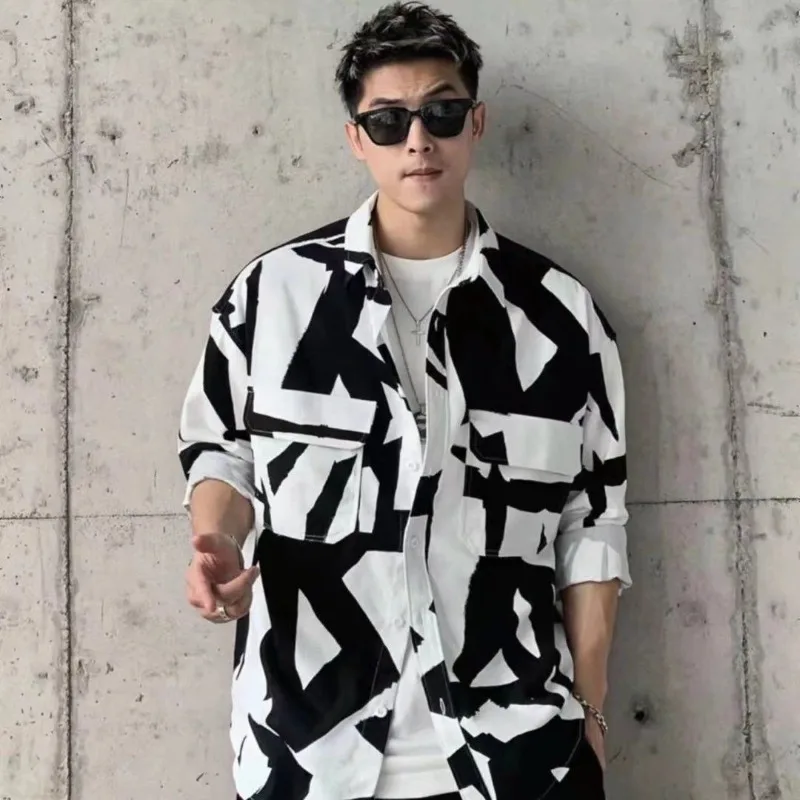 

Мужская осенняя новая стильная модная свободная повседневная рубашка с длинными рукавами и квадратным воротником на пуговицах с принтом