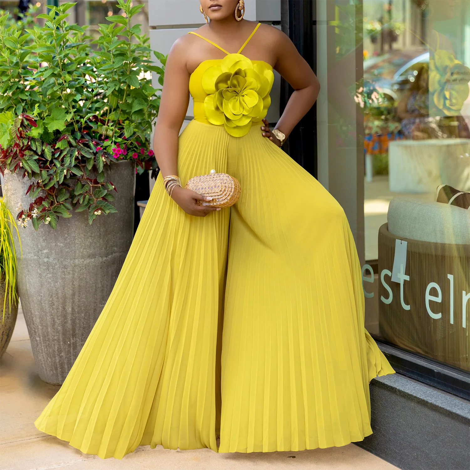 

Summer New Spaghetti Strap Jumpsuits Women Temperament Solid Color Three-dimensional Flowers Pleated Wide Legs Jumpsuit Female