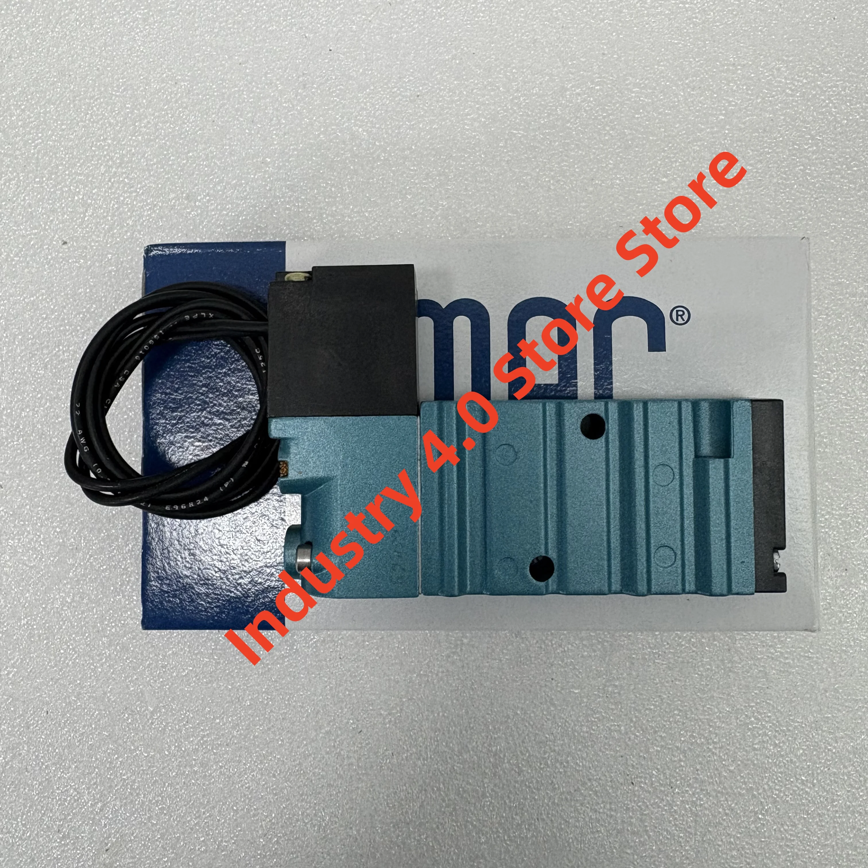 valvola elettromagnetica 411A-D0A-DM-DJBA-1BA 411A-D0A-DM-DDFJ-1JB 100% NUOVO