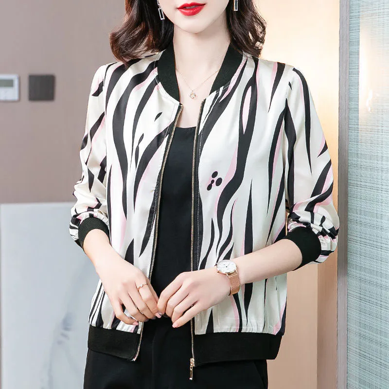 New Spring/Summer Fashion Trend Silk Short Round Neck Print Loose Versatile Large Casual Jacket Sunscreen Long Sleeve Coat