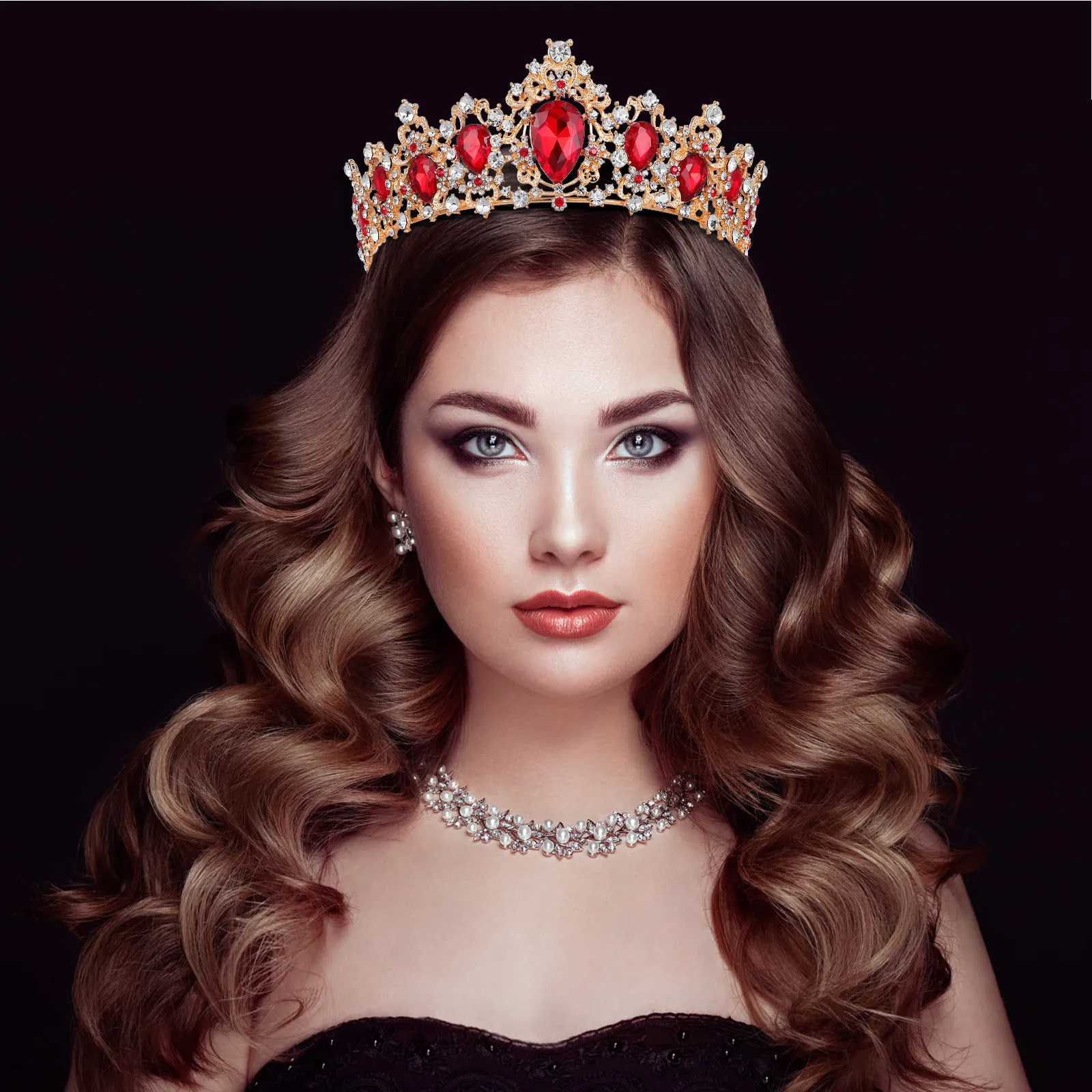 Рисунок 5 - Элегантная корона невесты из розового золота и серебра