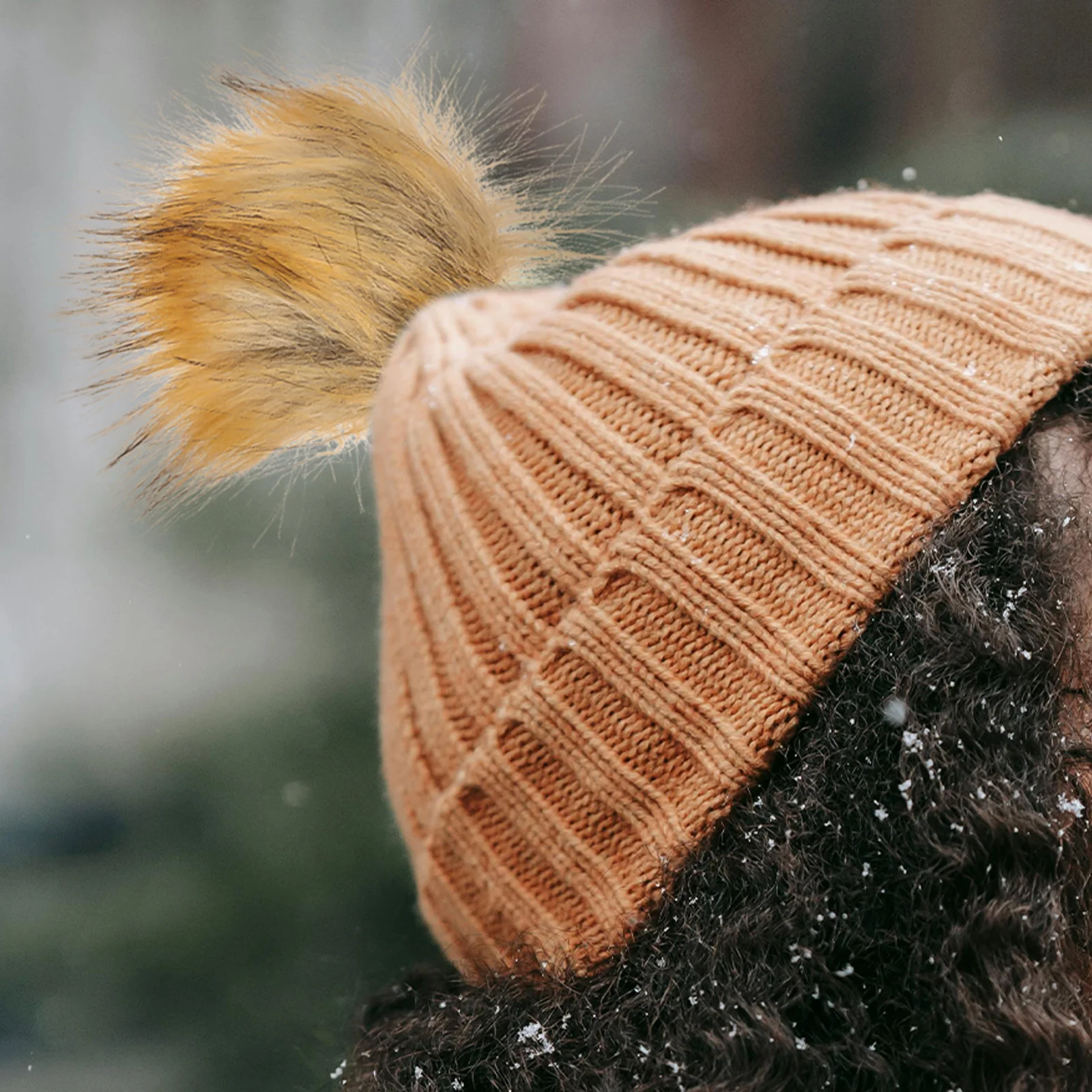 

Ball Light Brown Press Button Hat Beanie Bag Charm Pom Ball Soft Touch for DIY Gift Decoration Hat Balls