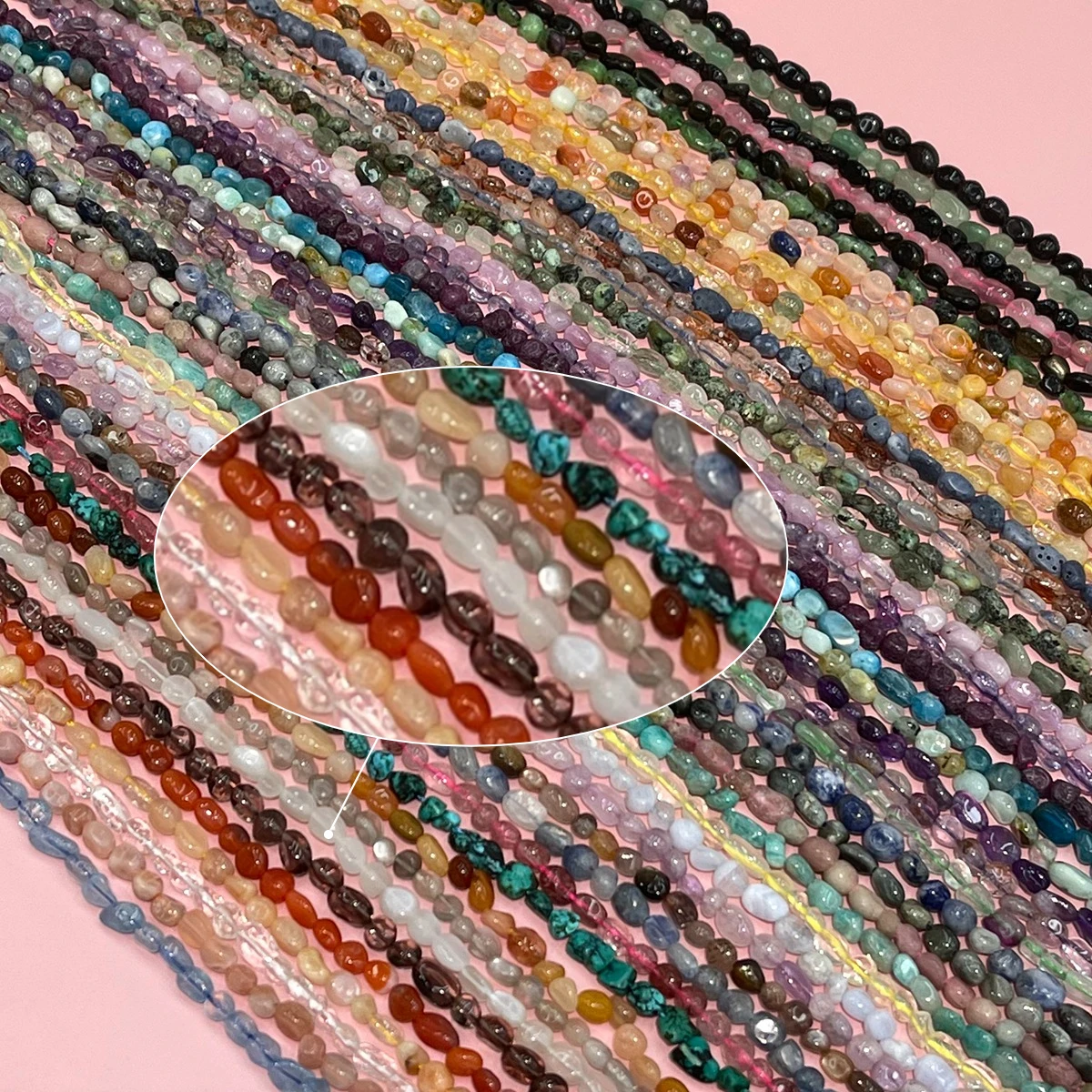 Naturstein, unregelmäßige Perlen, 3–5 mm, zum Basteln von Schmuck, für DIY-Halsketten, Armbänder, Ketten und Ohrringe. – Detail 1