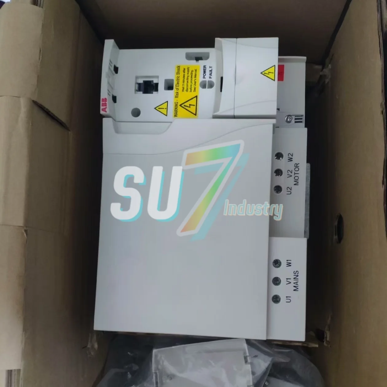 ACS310-03E-34A1-4 ACS310-03E-41A8-4 ACS310-03E-48A4-4 Nuovo convertitore di frequenza originale
