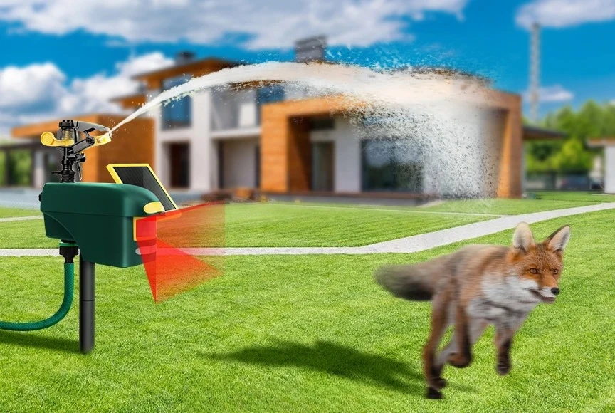 2025年OEMソーラー野生動物撃退器赤外線誘導犬鳥撃退器屋外スプレー式水動物撃退器