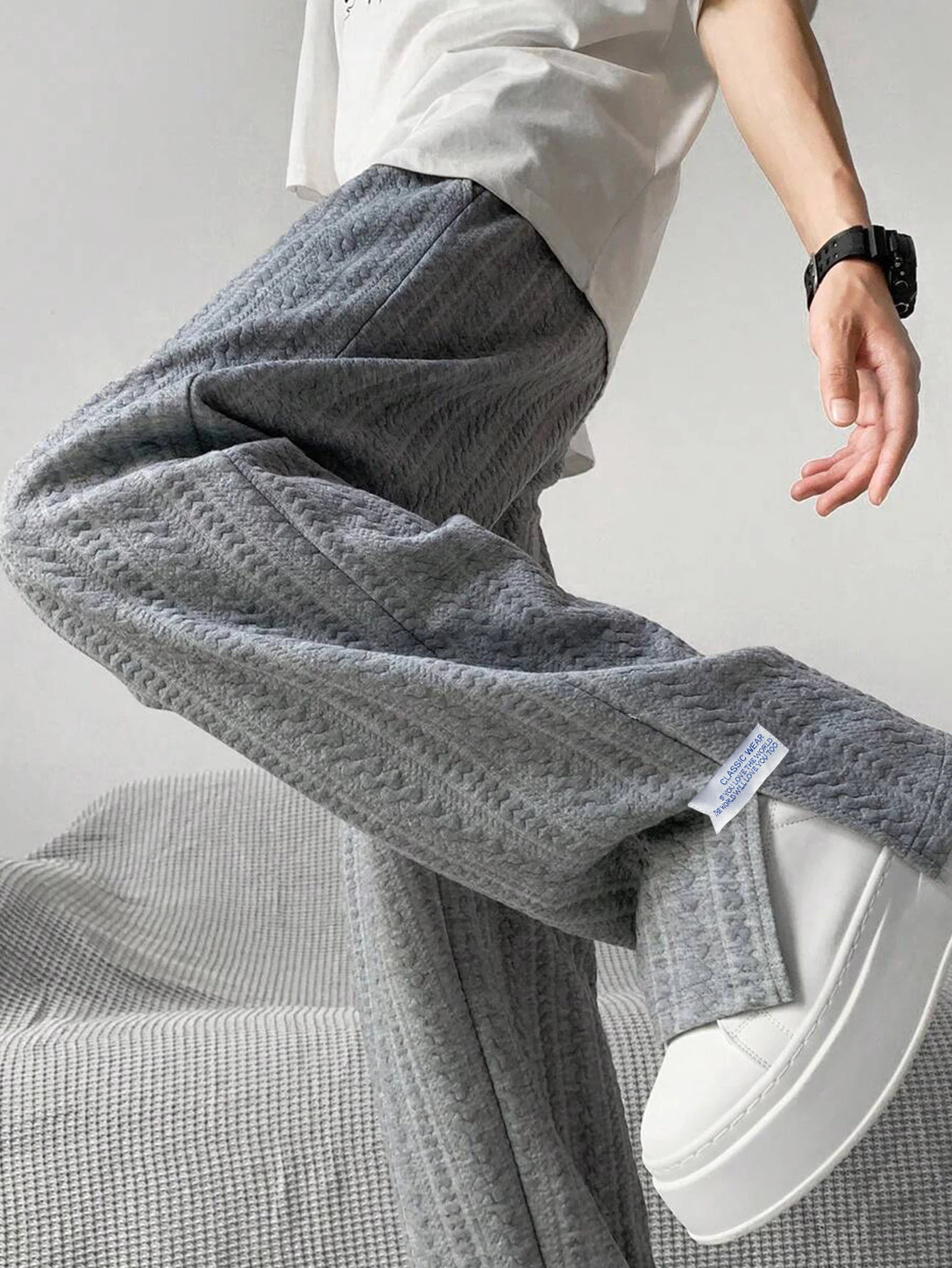 Herren Casual Minimalistische Jogginghose mit Buchstaben-Print, Geteilter Saum, Strukturierter Jacquard-Stoff, Kordelzug am Bund, Komfortabler Schnitt – Detail 22
