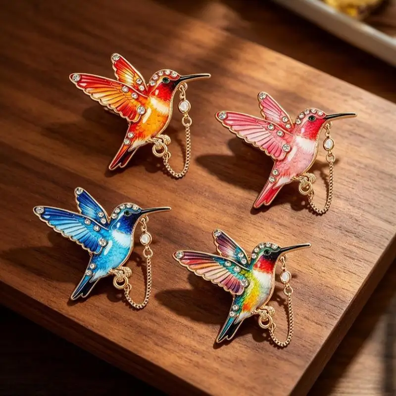 Ketten-Broschen mit Kolibri-Motiv für Damen und Herren, 4-farbiger Emaille-Strass, wunderschöner Vogel, Tier, Party, Freizeit-Brosche – Detail 7