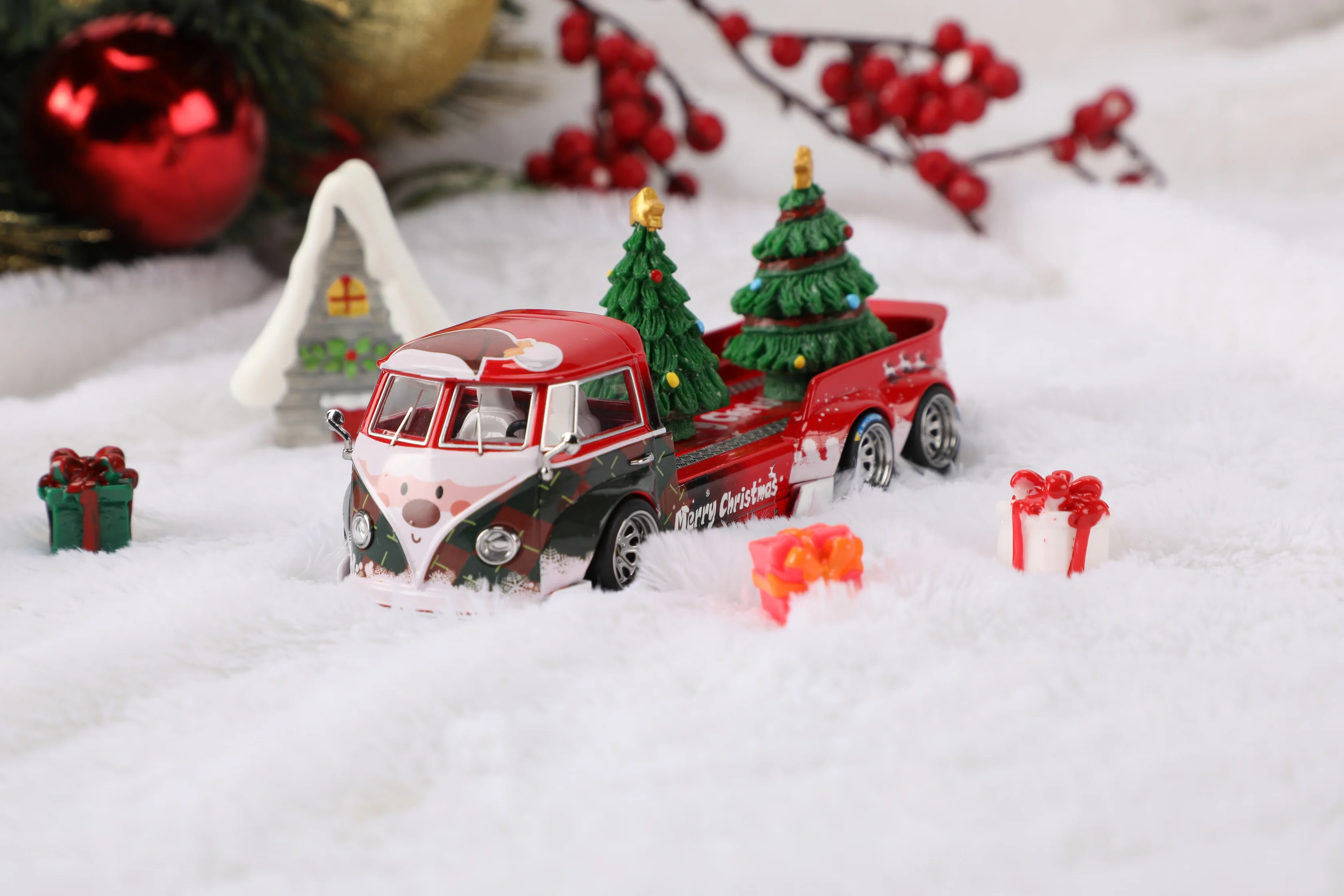 **Pre-order **  Liberty64 1:64  T1 Tow Truck Christmas Red Diecast Model Car