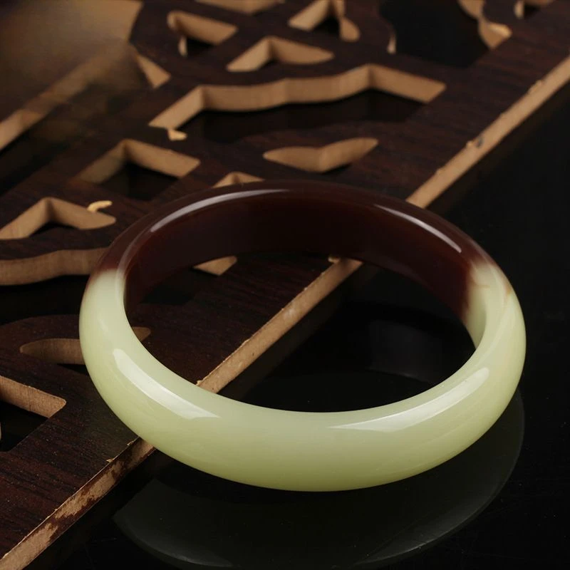 

Beauty Bracelet Yellow Mouth Sugar Bracelet