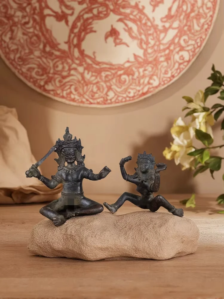 Antique Copper Alloy Yab-Yum Happy Buddha Mini Statue Tibetan Tantric Buddhism Hevajra Figurine Old Patina Desk Ornament Deecors