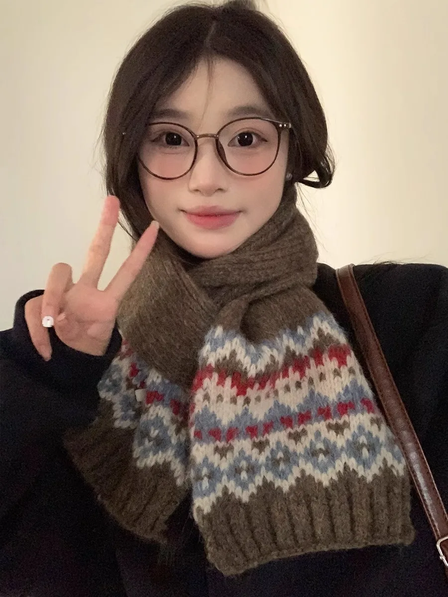 

Вязаный маленький шарф для женщин, новый зимний ретро-стиль, универсальная теплая шея, толстый и теплый, студенческий шарф