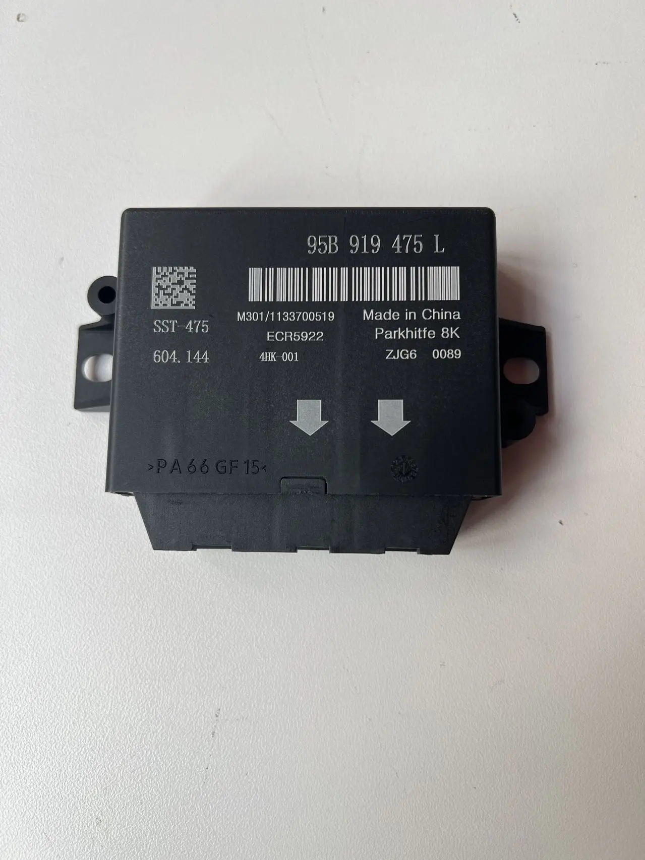 

NEW Parking Aid Control Module 95B919475L For Porsche Cayenne Macan 2017-2018