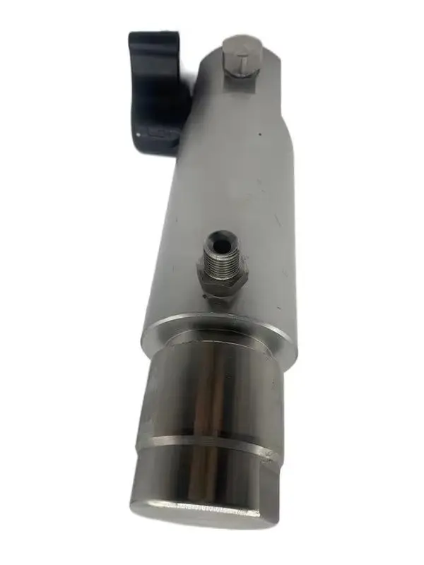 

Комплектующие для безвоздушного распылителя краски 695 Professional 795: Насосный узел и клапан для Graco UltraMax 795 (поршневая штанга)