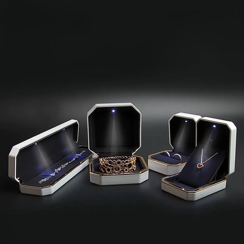 

LED Lights Jewelry Box Portable Multifunctional Jewelry Box Minimalist Luxury Wedding Ring Boxes Modern Bracelet Pendant Case