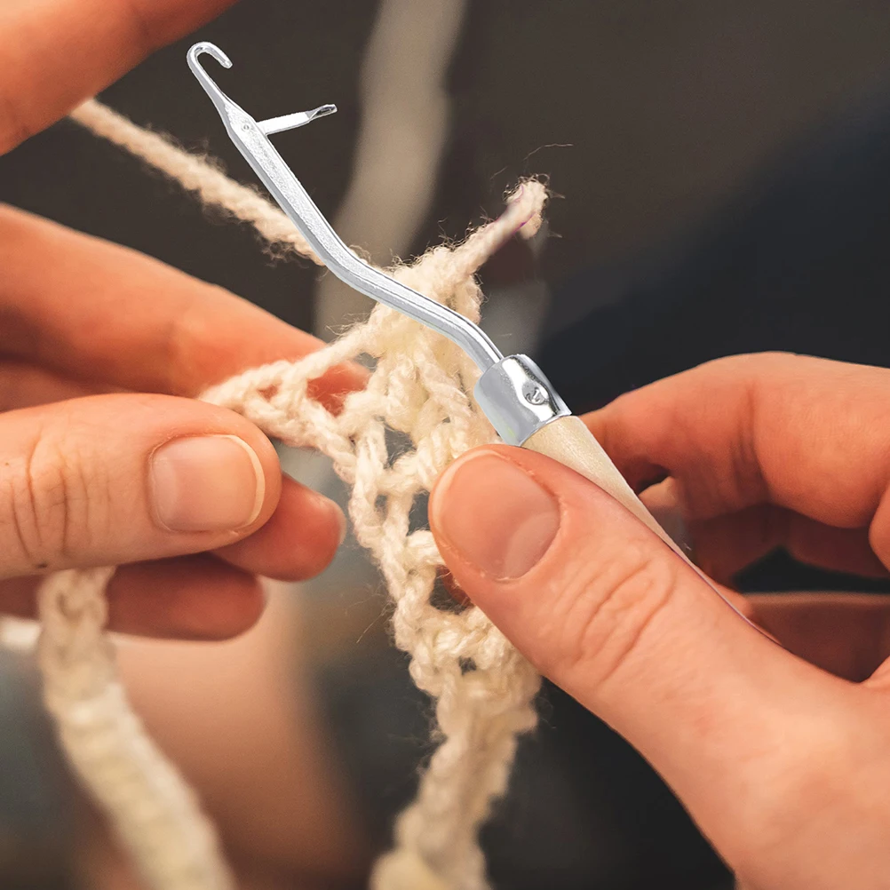 

1Set Latch Hook Tool Set Wooden Bent Handle for Carpet Tapestry Making DIY Knitting Crafts Accessories Smooth Yarn Cutter