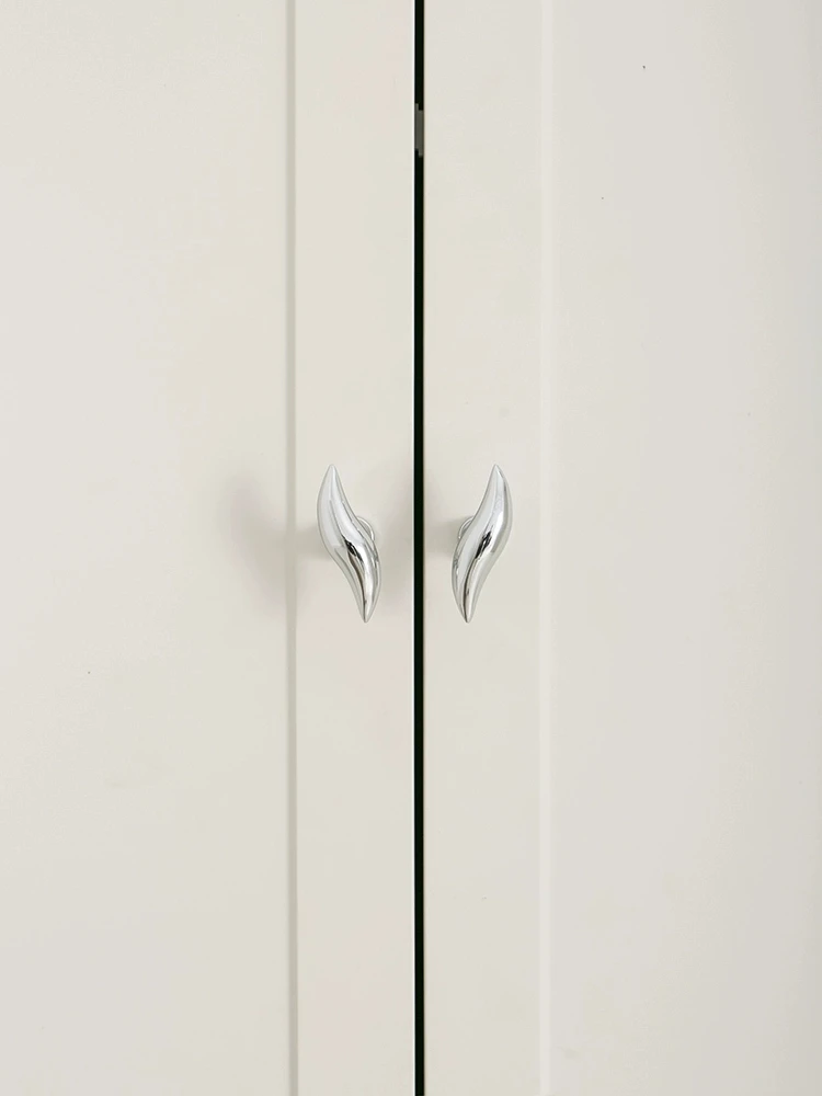 Furniture Brass Handle Shiny Silver Wardrobe Solid Brass Handle Kitchen Cabinet Drawer Knobs Designer Styled Small Handles