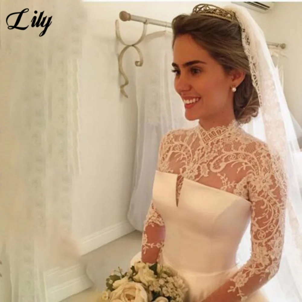 

Lily White Elegant Prom Gown High-Neck Backless Lace Prom Dress A-Line Trailing Wedding Party Evening Dress for Woman Customized