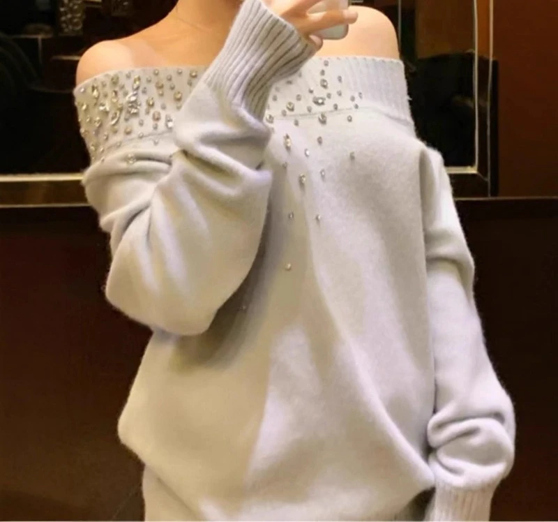 

2025 Autumn and Winter New Heavy Industry High-end Temperament One Shoulder Strap Diamond Collar Women's Sweater