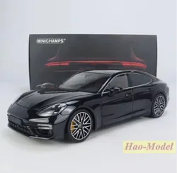 Minichamps 1:18 For Porsche Panamera Turbo S Diecast Car Model Ornaments Toys Boys Birthday Gifts Hobby Display Collection Red