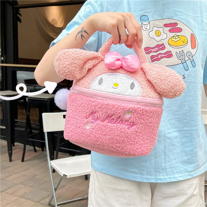 Cute Plush Makeup Pouch Women\'s Kawaii Kuromi Hello Kitty Large Capacity Portable Cosmetic Bag Travel Toiletries Storage Bag