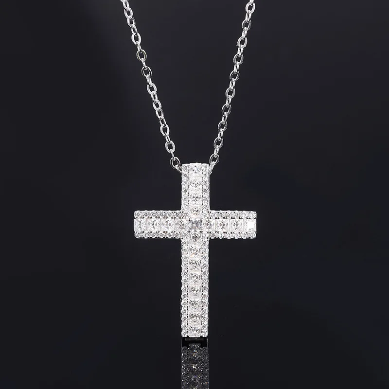 18k-gold-inlaid-with-pt950-platinum-seiko-full-diamond-inlaid-cross-necklace-pendant