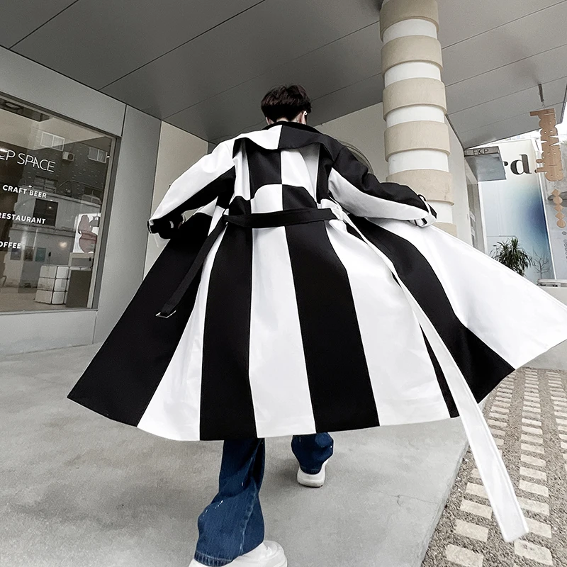 Men\'s Net Celebrity Streetwear Fashion Black White Splice Loose Casual Long Jacket Windbreaker Trench Coat Male Stage Clothing