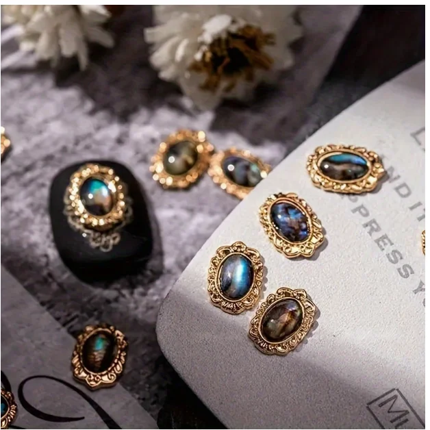 12 Stück Vintage-inspirierte Legierungs-Strass-Nagel-Charms – Y2K-Marmor-Effekt-Shell-Nagelkunst-Zubehör – Detail 2