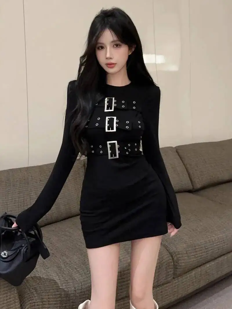 Ciemna, w stylu amerykańskim, ozdobna klamra, wytrzymała, długi rękaw, czarna, dopasowana, modna sukienka, elegancka, nowość 2025, top 0DLP