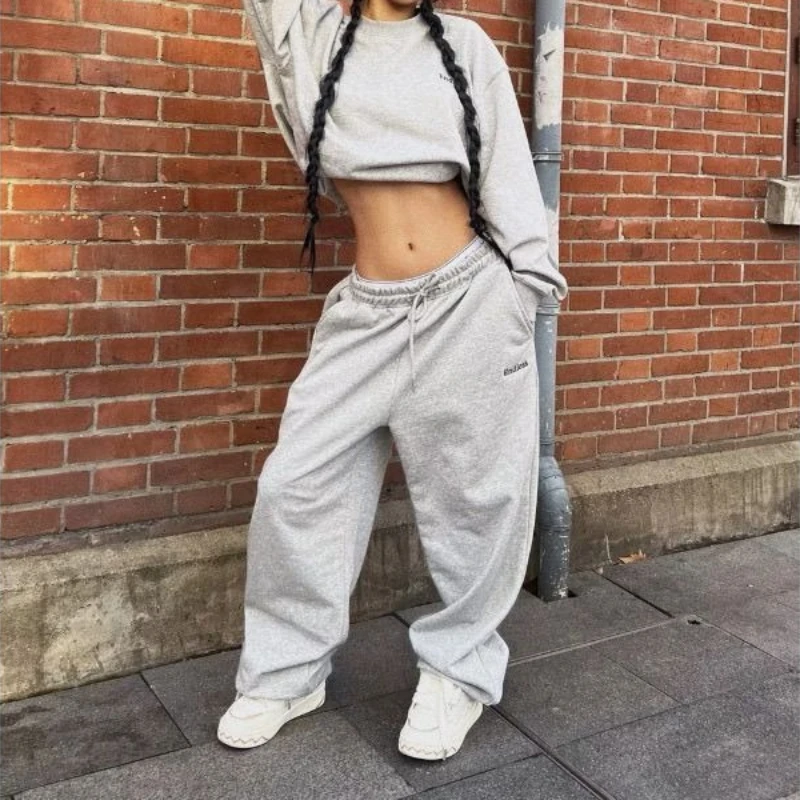 QWEEK pantaloni della tuta grigi donna Casual oversize America pantaloni larghi sportivi Hip Hop pantaloni a gamba larga Streetwear moda coreana