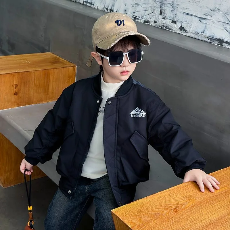 

2025 New Autumn Winter Thickened Boys Baseball Jacket with Zipper Warm Padded Baby Boy Coat Stylish and Cool Outdoor Sportswear