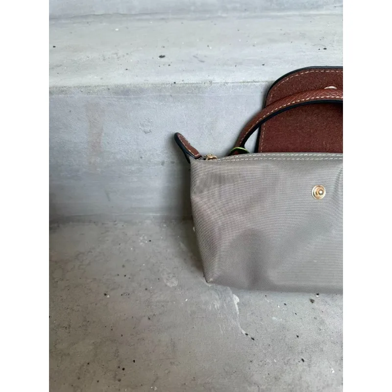 2026 Y2K Damen Eco-Nylon Tragetasche, Einfache Mini-Schulter-Umhängetasche, Wasserdichte Handy- und Münztasche, Dumpling-Tasche