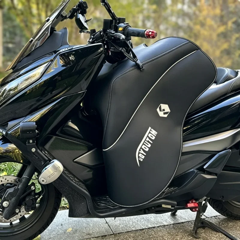 Thickened Velvet Motorcycle Windshield, Warm Windproof Leg Cover for Haojue UHR, Suzuki UY125, Honda LA